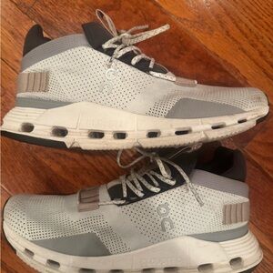 On Women’s Cloudnova - White Sand